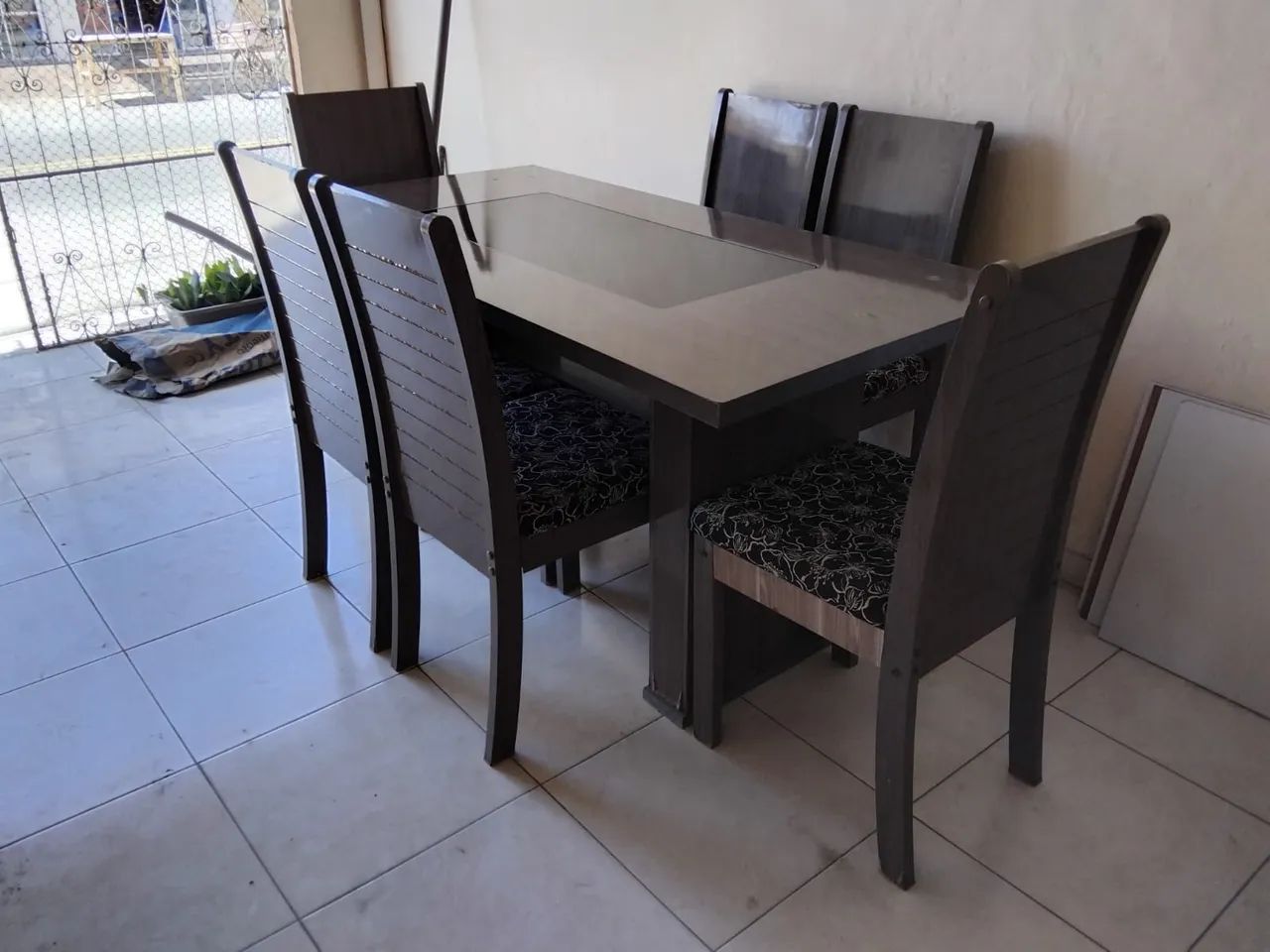 Mesa com 6 cadeiras - Foto 5