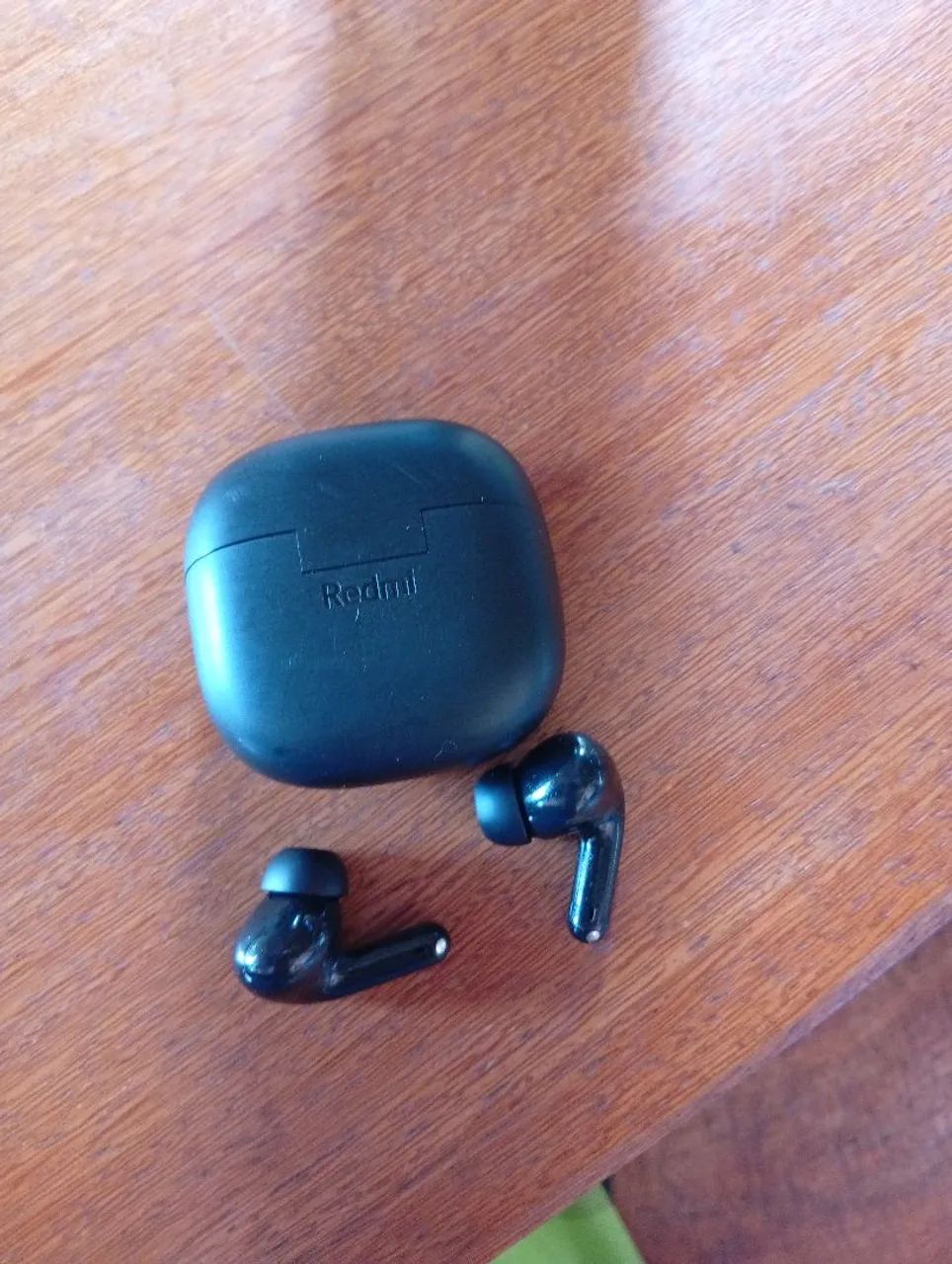 Fone semi novo 