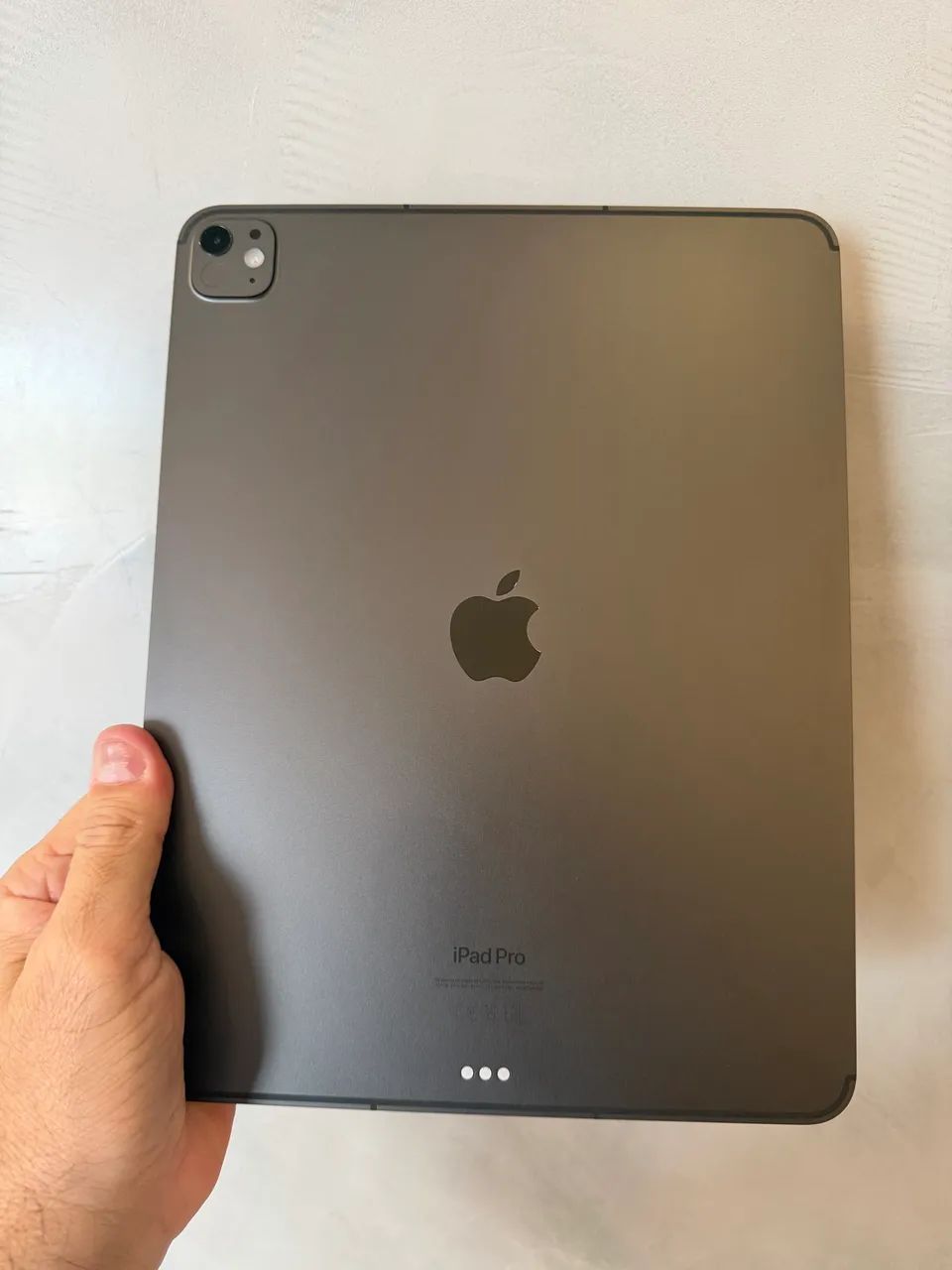 iPad Pro M4 13 polegadas 256gb Wi-Fi novo Anatel - nunca foi usado - garantia Apple 