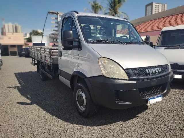 Iveco Daily Chassi 35s14 2P (e5) 2019 - Foto 2