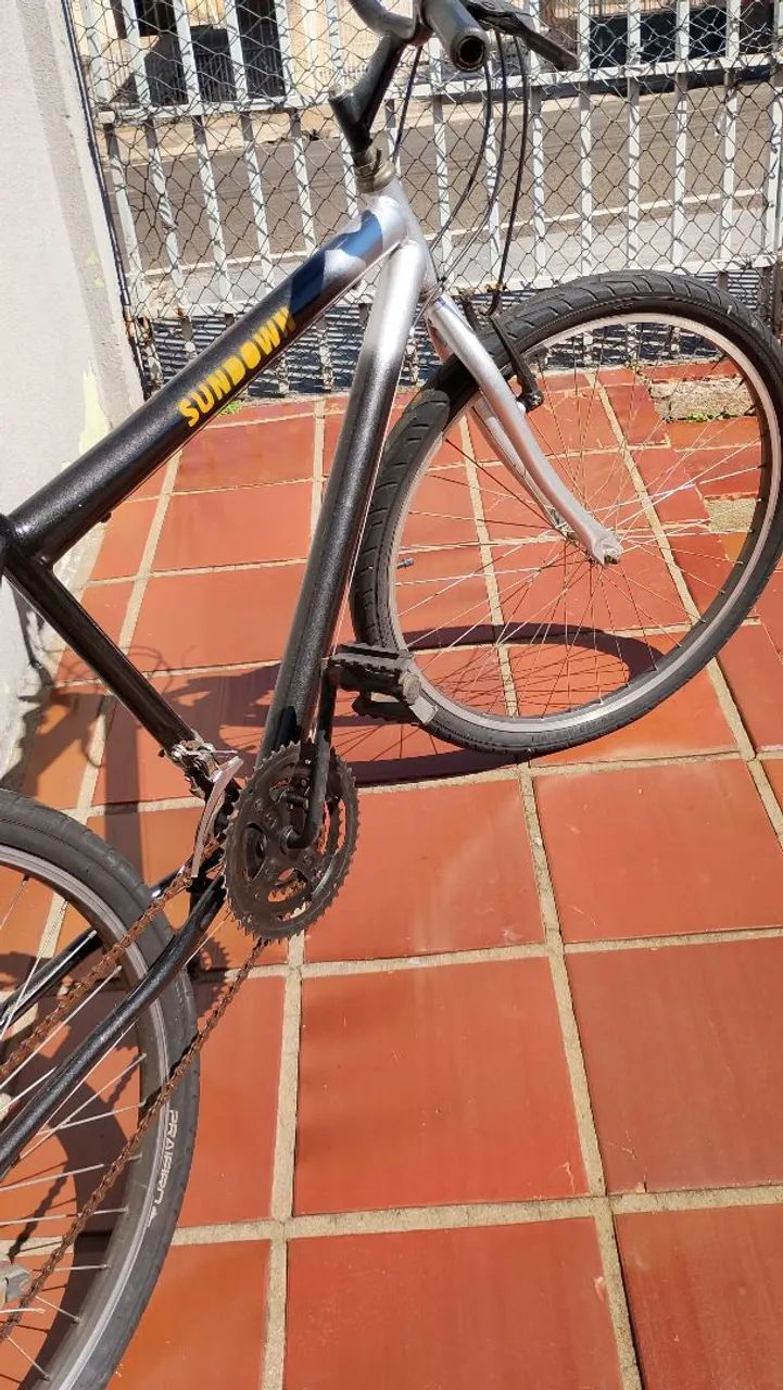 Bicicleta aro 26 semi novo  - Foto 5