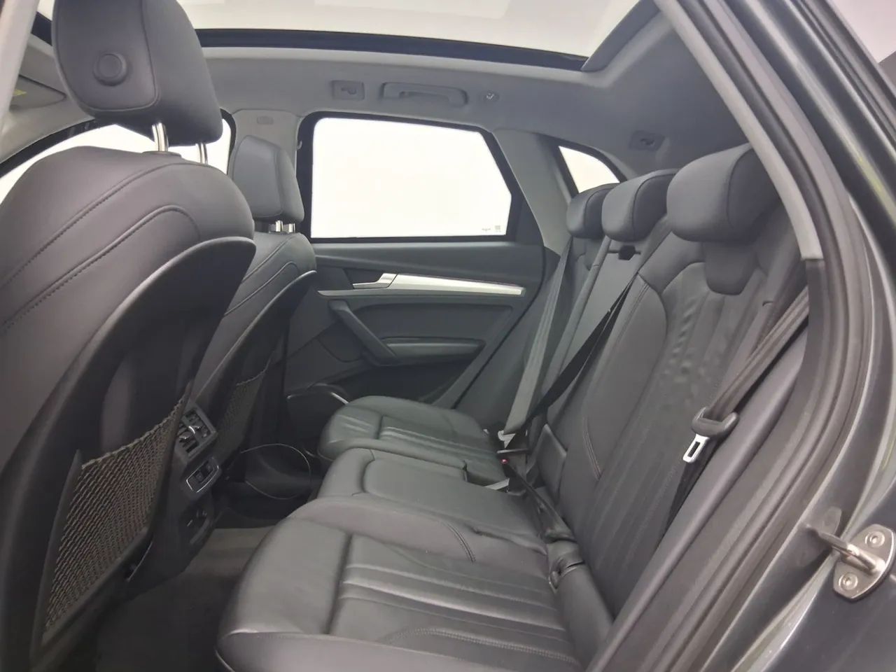 Audi Q5 S-line 2.0 TFSI Quattro S-tronic, foto 17 de 18