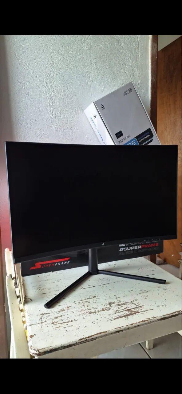 Monitor Curvo 27polegadas 240hz - Foto 2