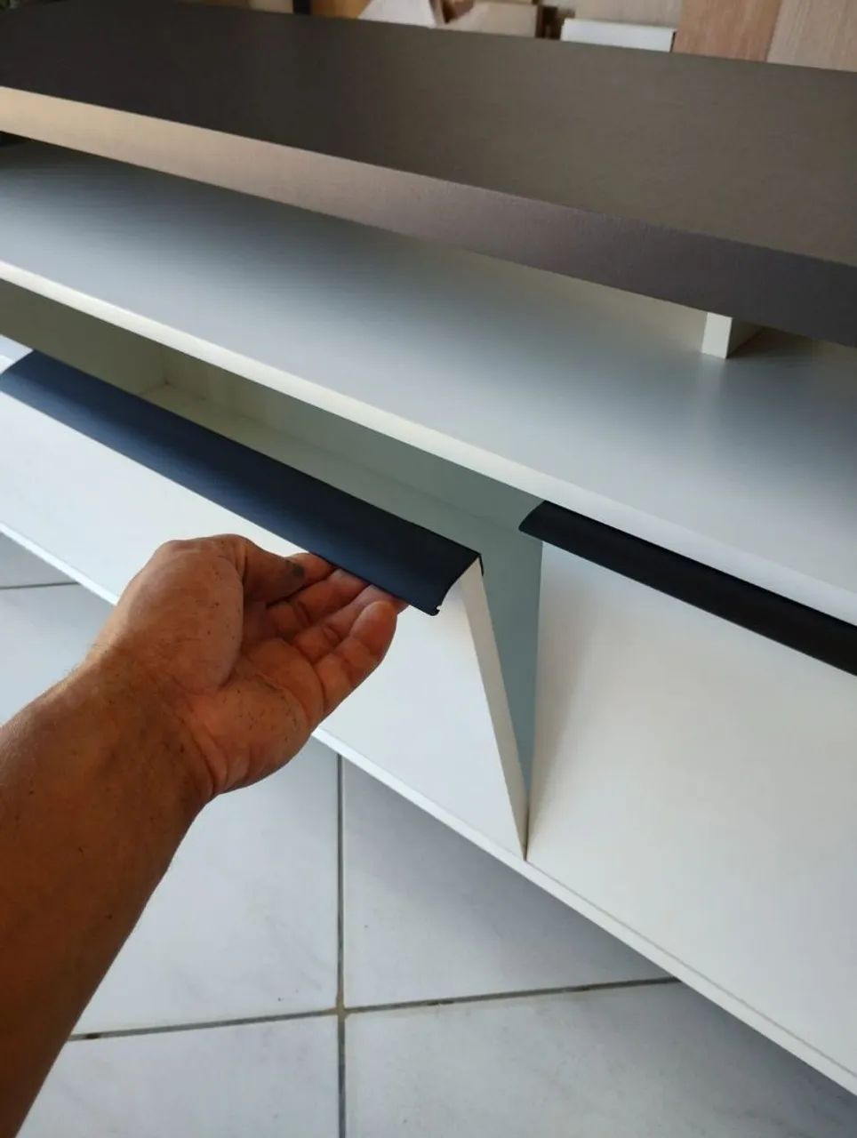 VENDO RACK NOVO 100% MDF ( Branco / GRAFITE) - Foto 3