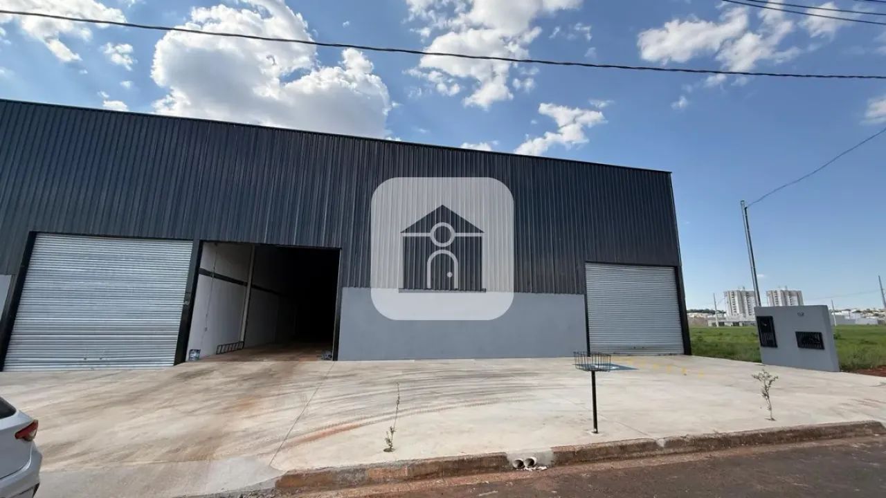 Galpão comercial para locação no bairro Laranjeiras