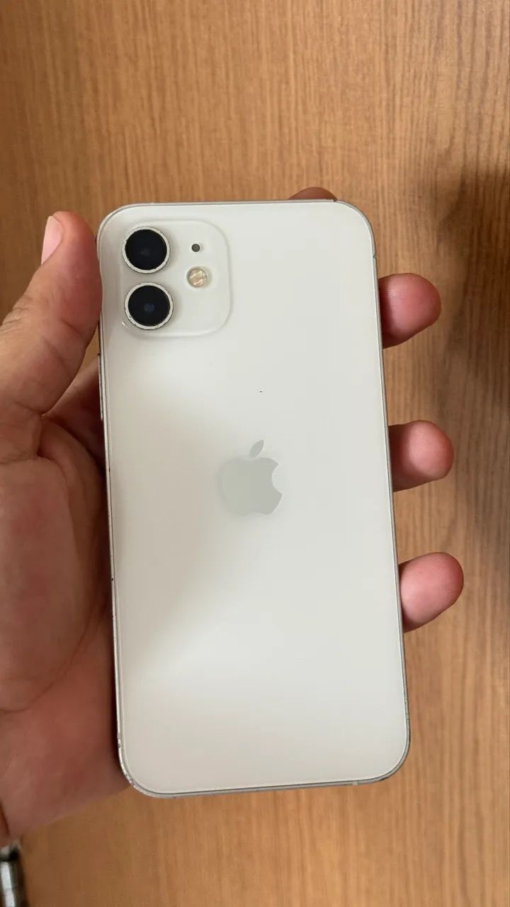 IPhone 12 64gb branco! 