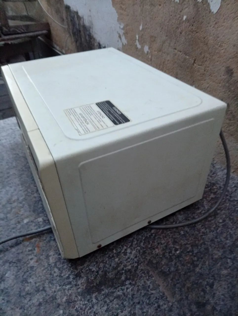 Microondas LG Branco (ESTRAGADO) - Foto 2