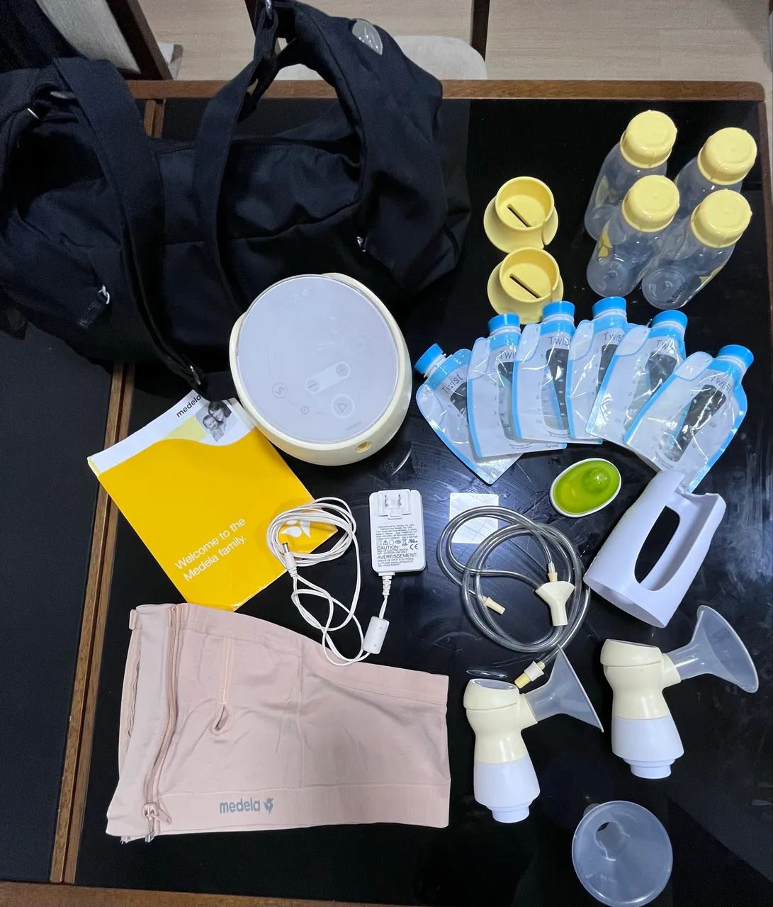 Extratora de Leite Elétrica Dupla Medela Completa Conexão com App Excelente Estado - Foto 4