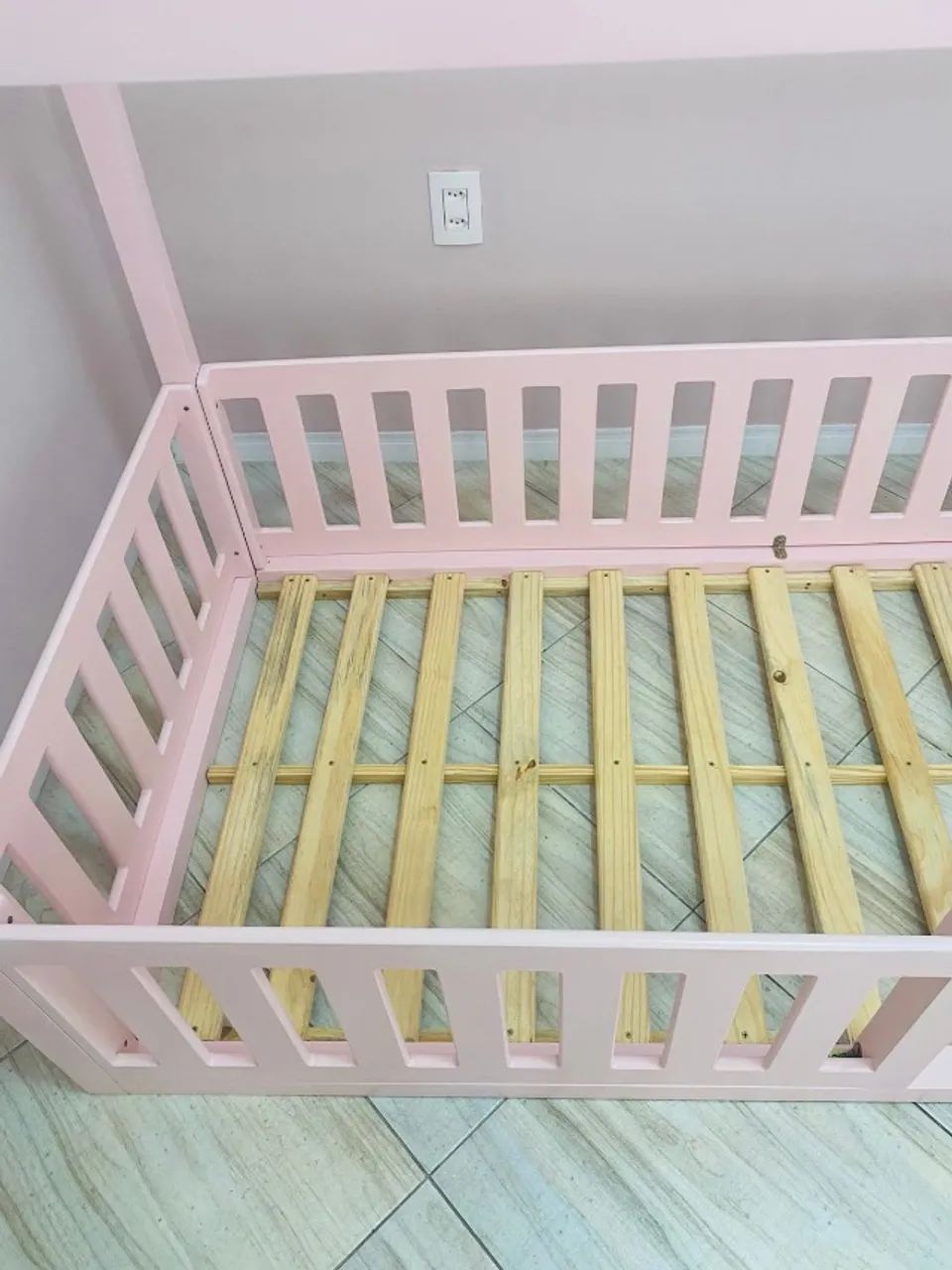 Cama montessoriana 100% madeira pinus - Foto 3