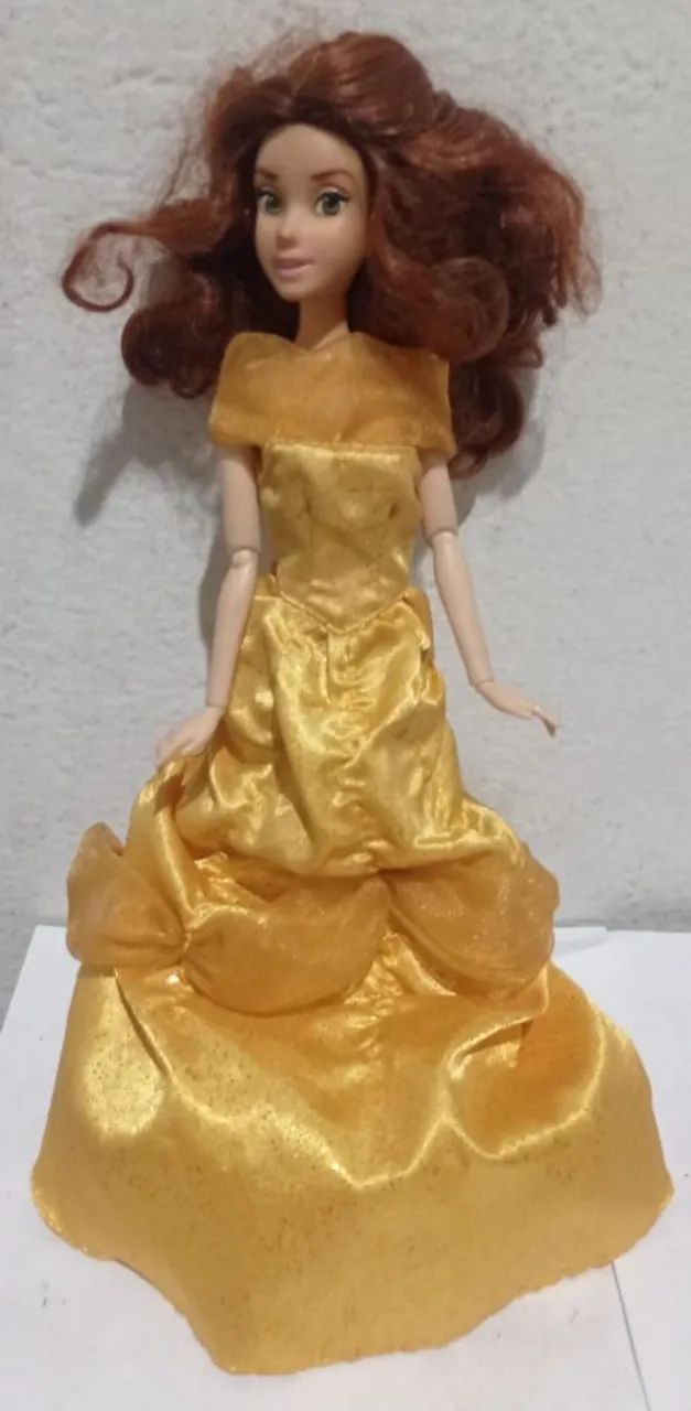 Boneca A Bela e a Fera articulada roupa original Disney  - Foto 2