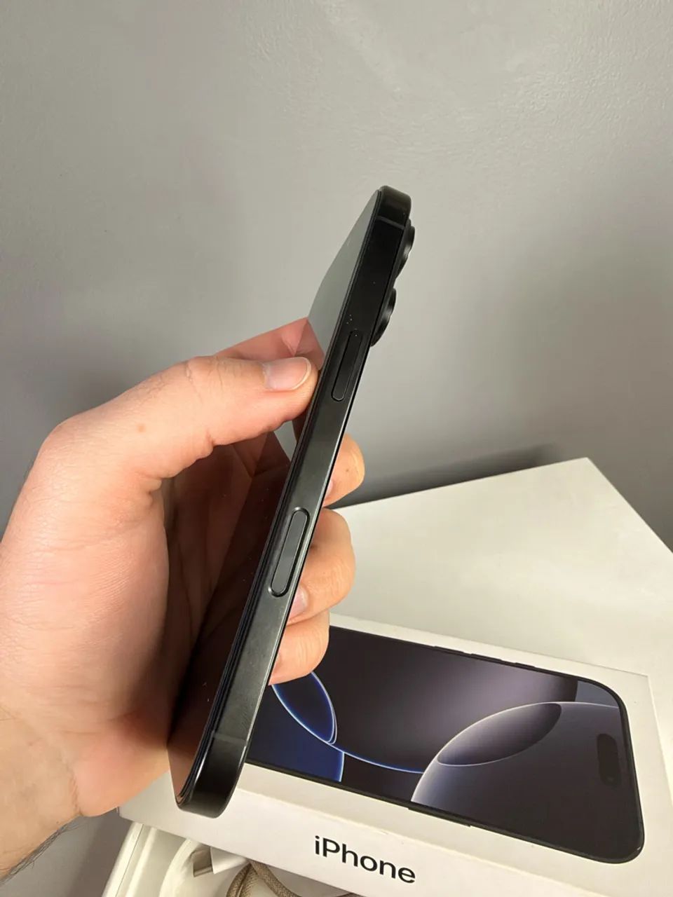 iPhone 16 Pro 512GB -  90% de bateria - Foto 4