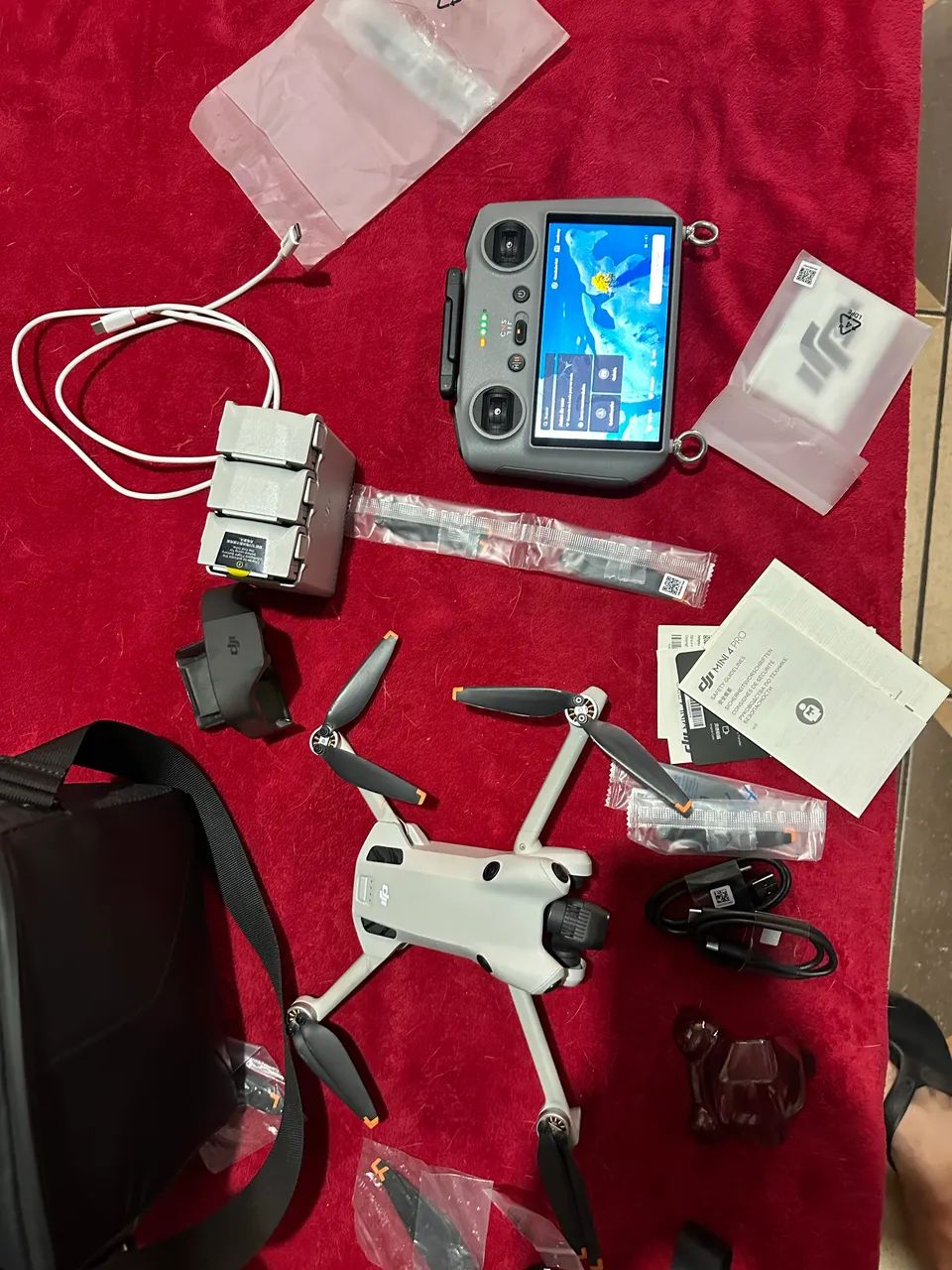 Drone DJI MINI 4 pro COMBO FLY MORE