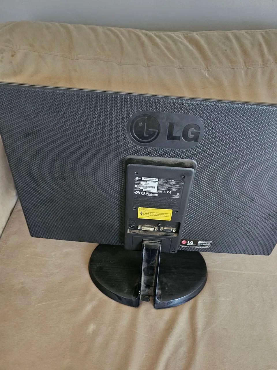 Monitor quebrado  - Foto 3
