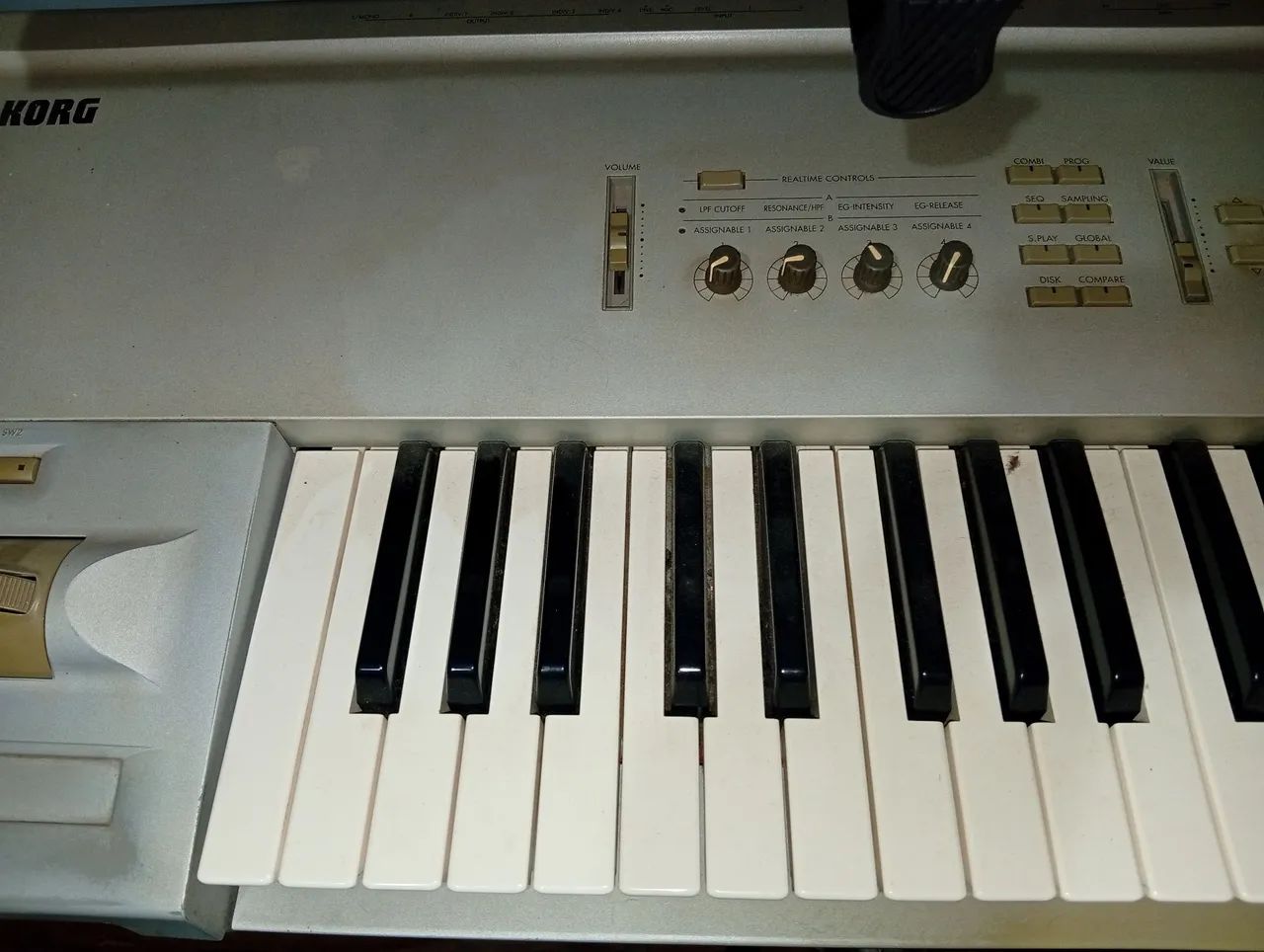 Korg Triton Pro 76 - Foto 3