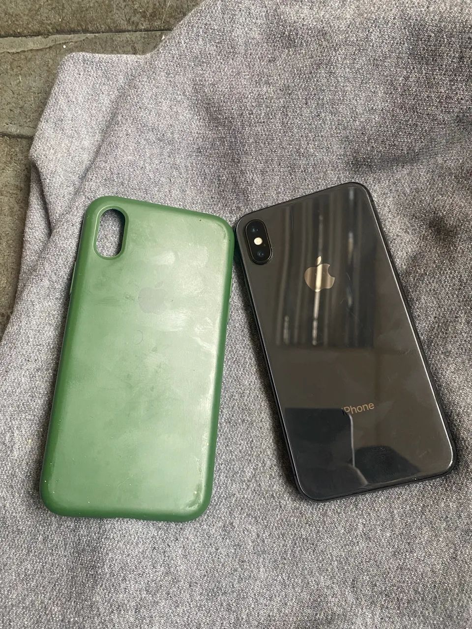 iPhone XS preto 64gb