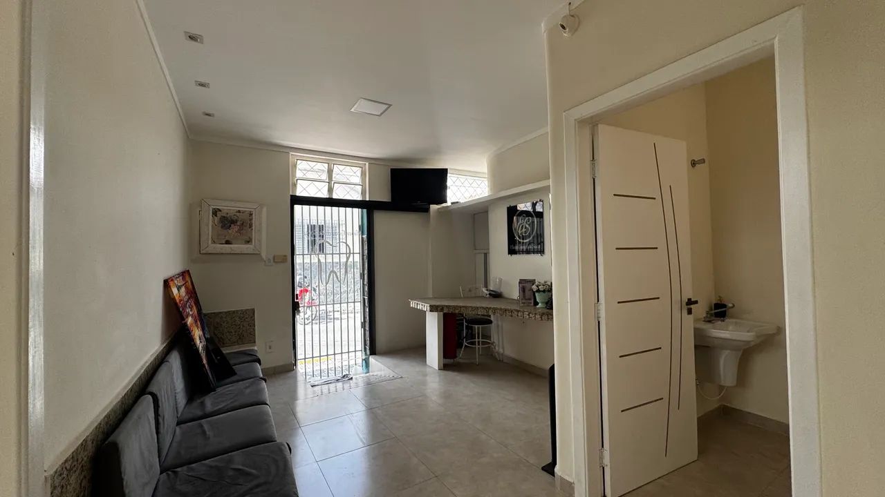 Ponto comercial para venda e locação no Centro em Pindamonhangaba/SP. - Foto 2