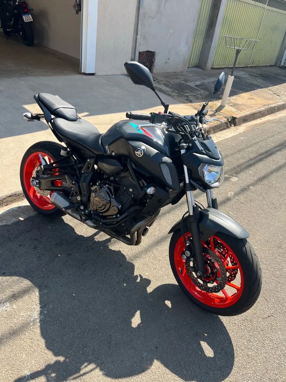 Yamaha MT07 - Foto 4