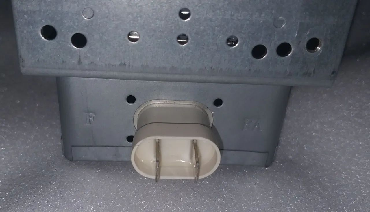 Peça Magnetron M24Fb-610a Para Forno Microondas Philco PME31 Excelente Estado Sem Defeito - Foto 6