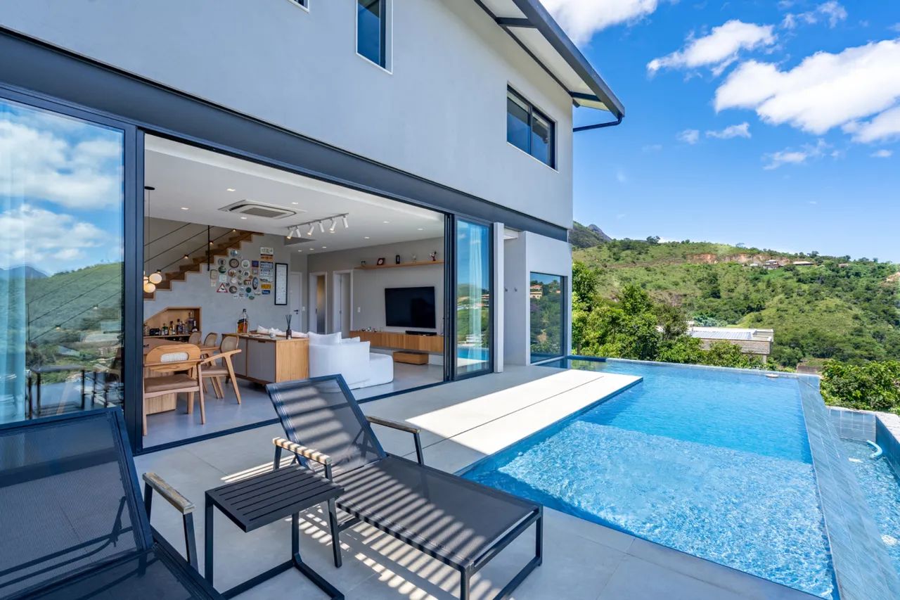 Casa com 4 quartos em Nogueira, Petrópolis