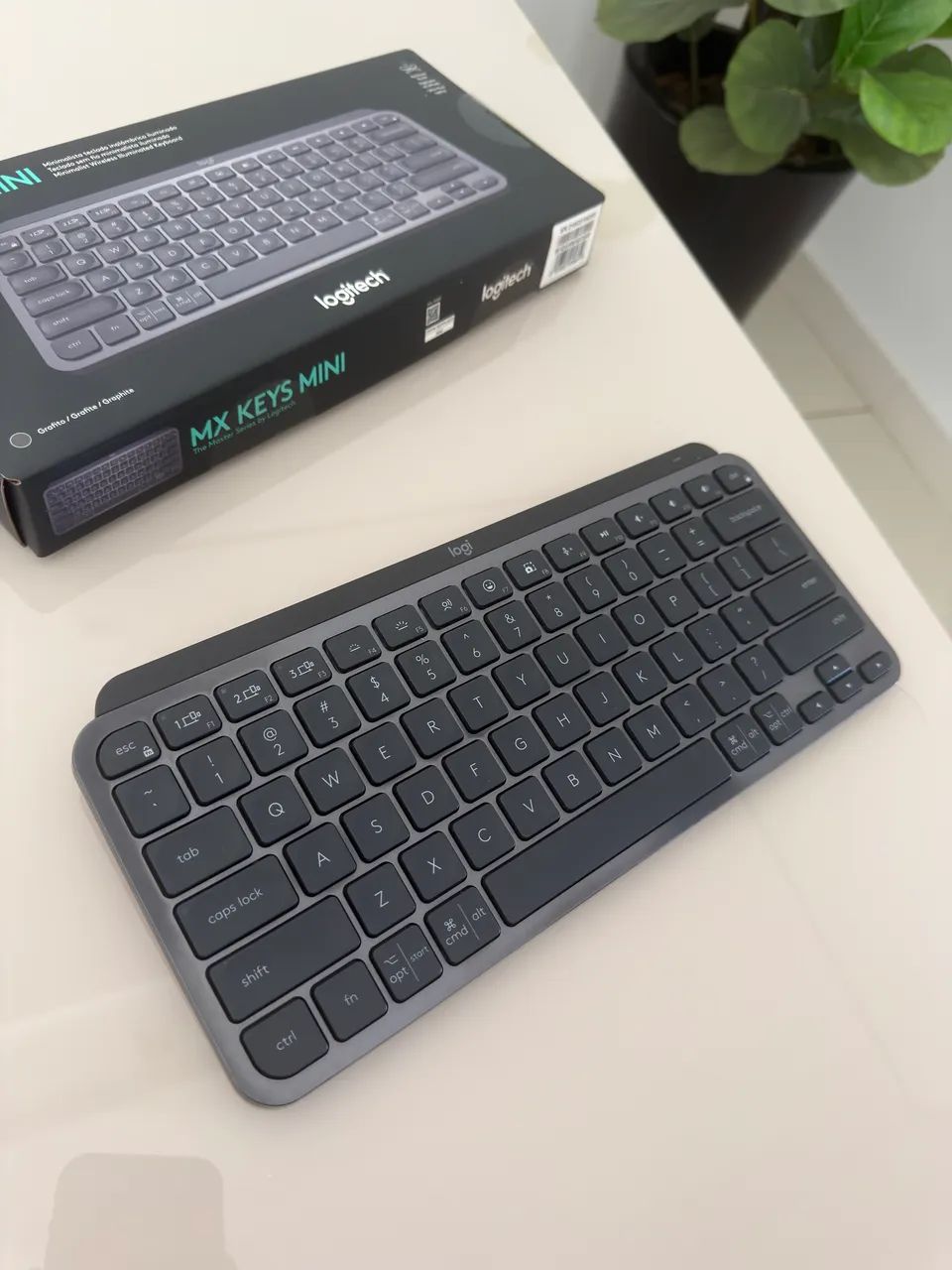 Teclado Logitech MX Keys Mini - Foto 4
