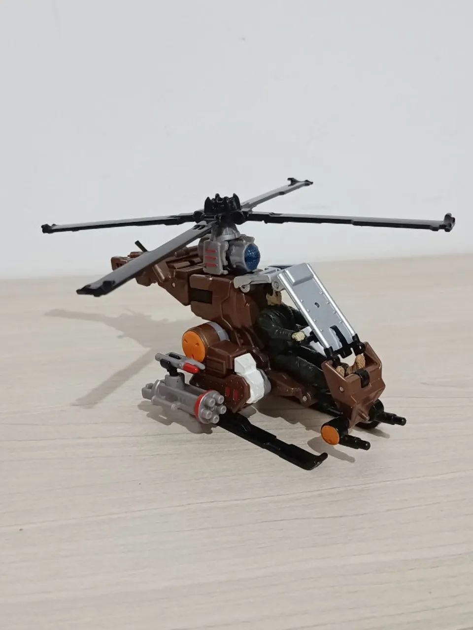 Transformers DOTM Human Alliance Whirl  - Foto 4