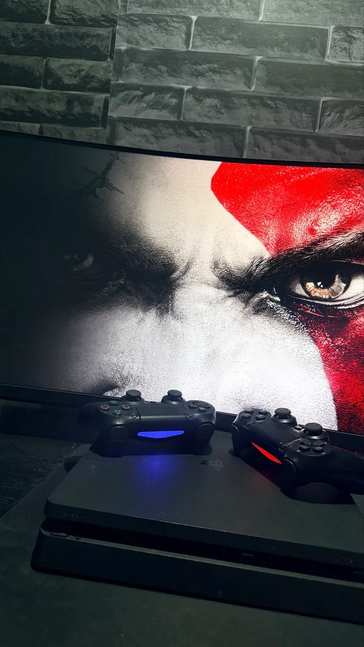 PS4 SLIM