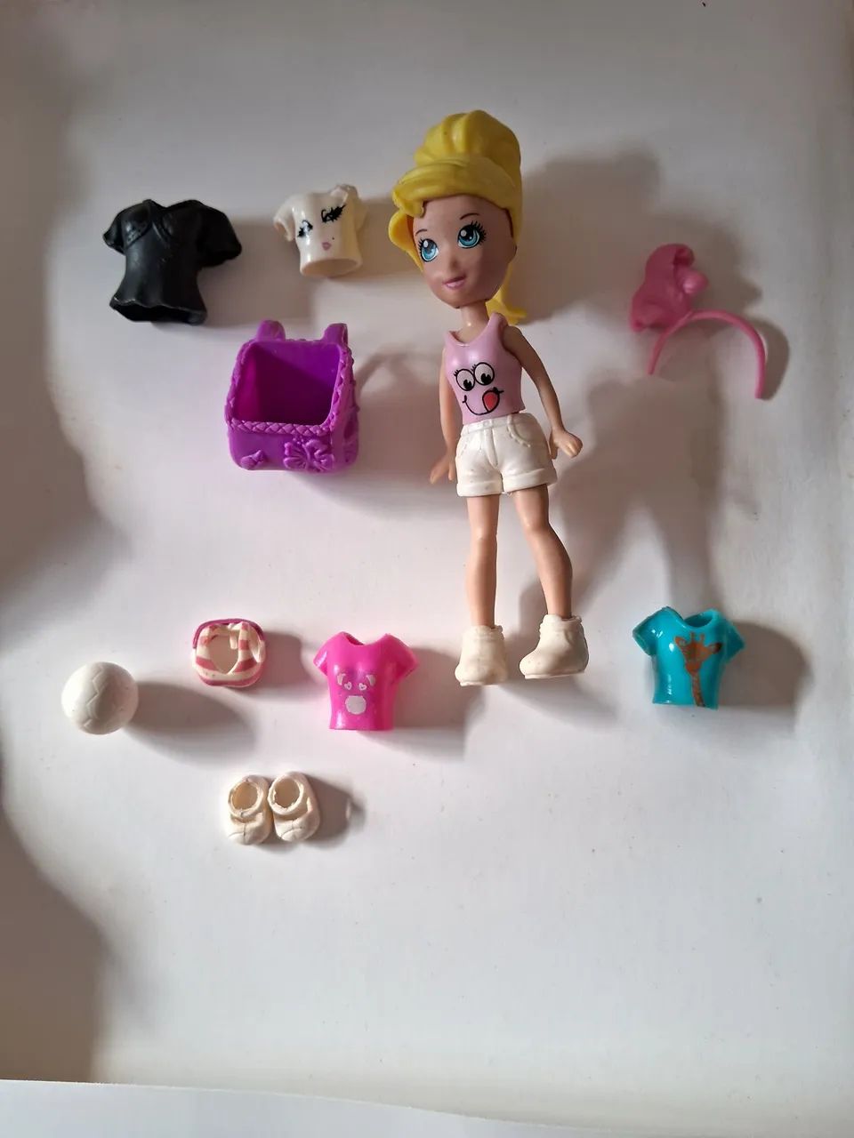 Boneca Polly e acessórios $15