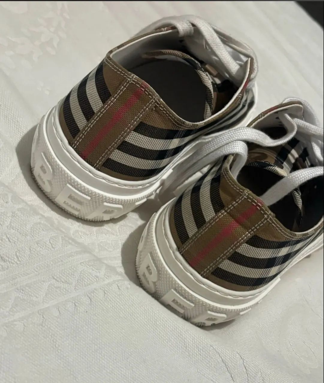 Tênis Burberry Original  - Foto 4