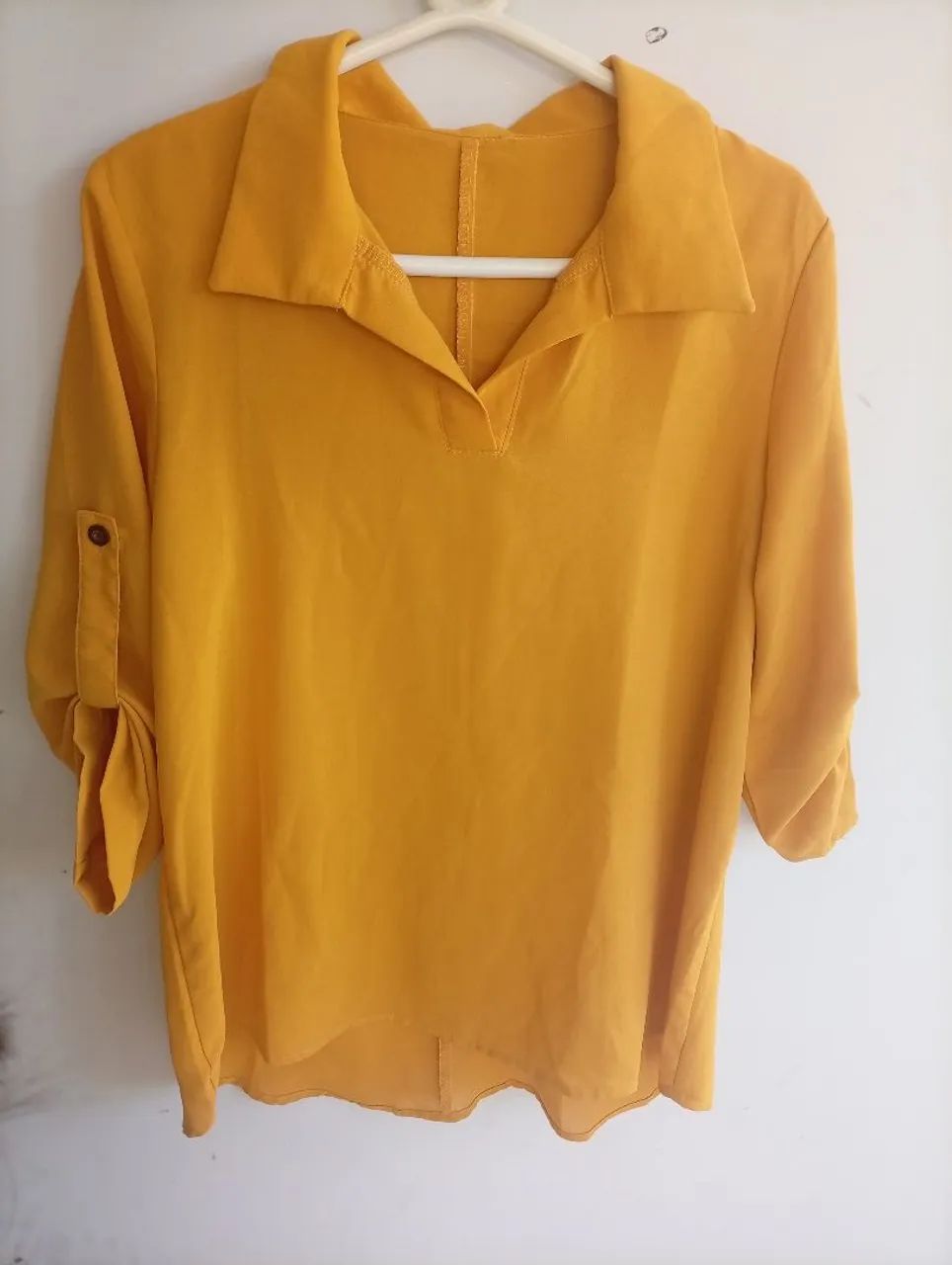 Camisa feminina AMARELA 