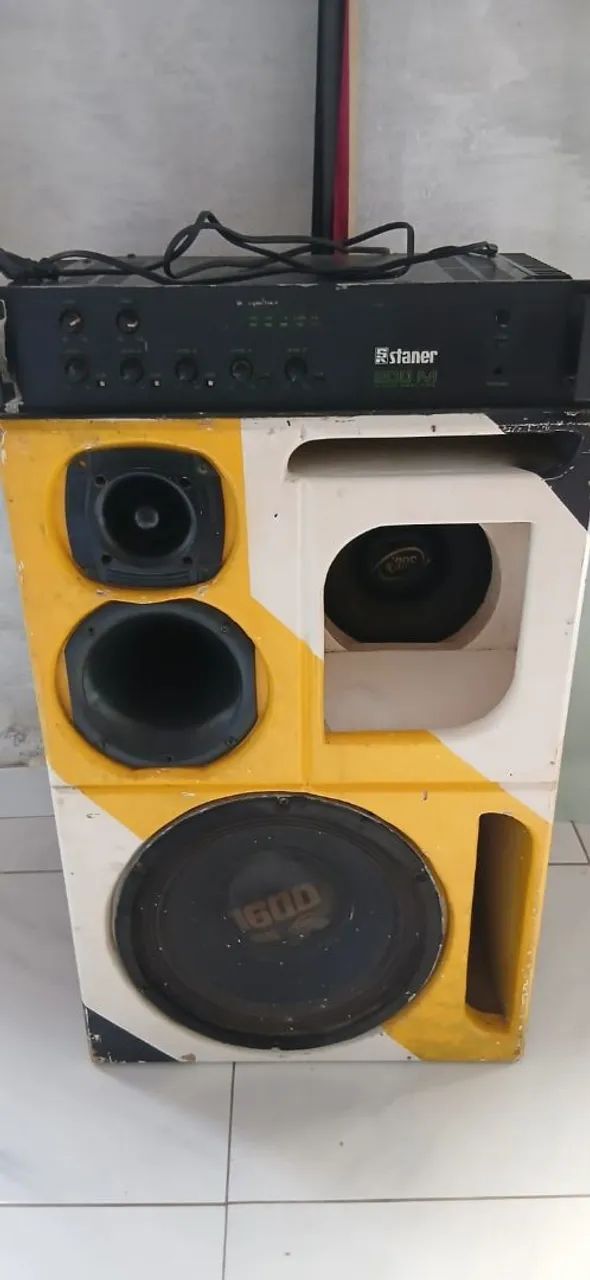 Caixa bob toca muito 