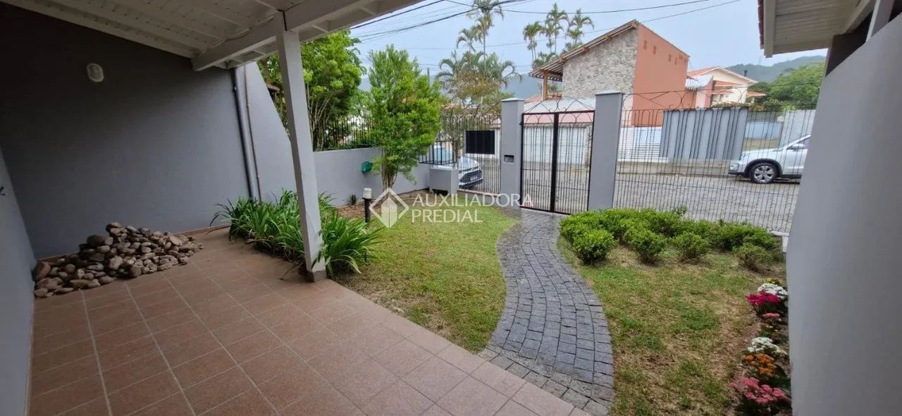 Casa no Córrego grande 5 quartos - Foto 3