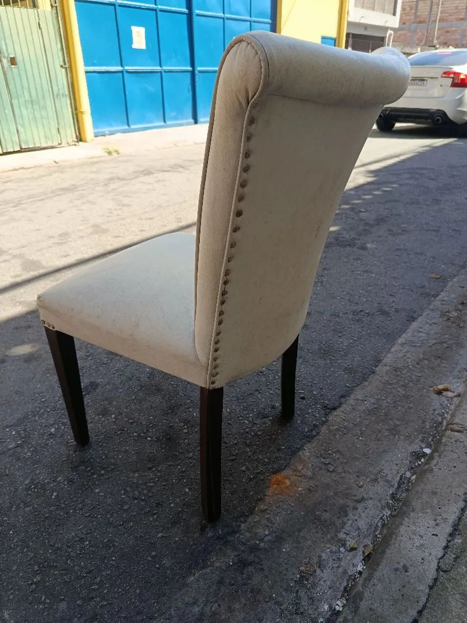 Cadeira de courino 