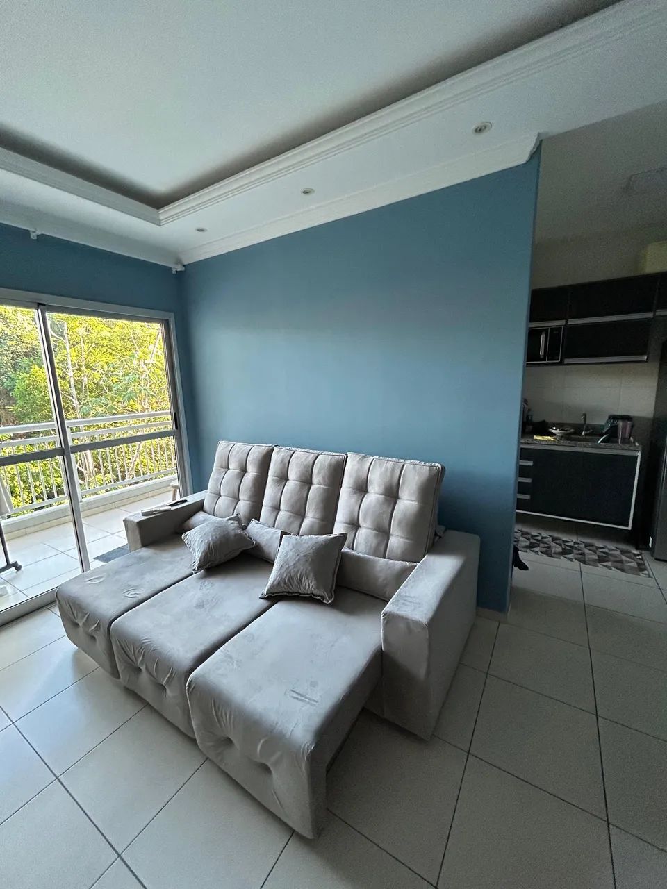 Vendo sofá 3 lugares retrátil e reclinável - Foto 2