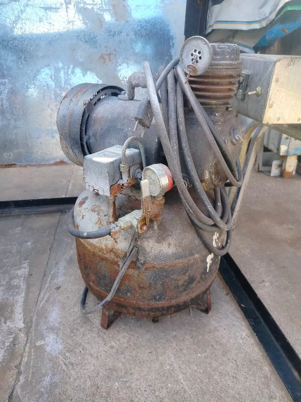 Vende-se compressor de ar  - Foto 3