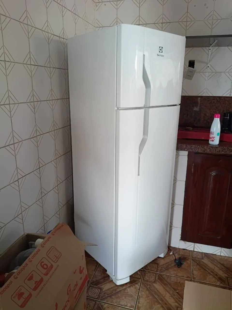 GELADEIRA 260 LITROS