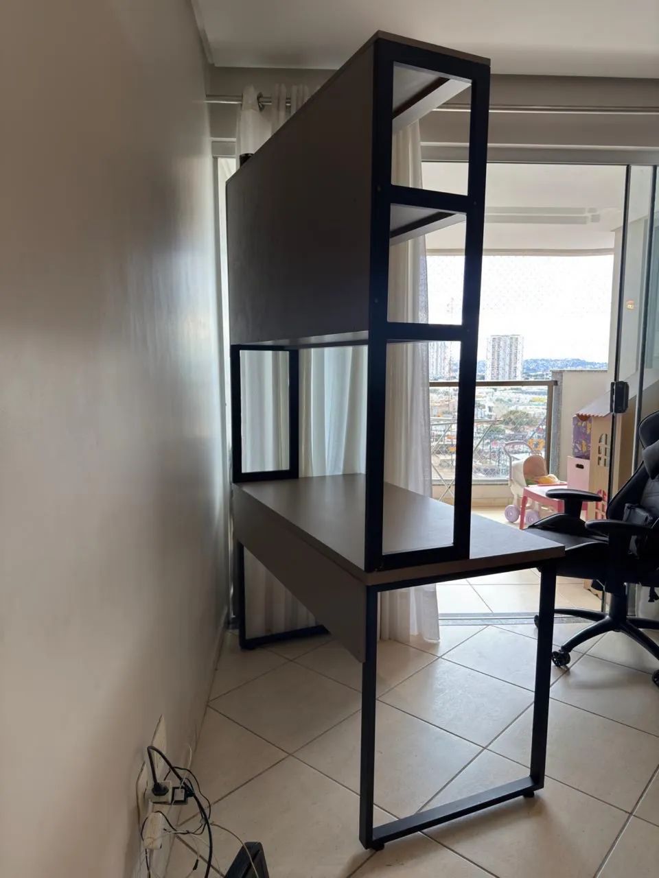 Escrivaninha/estante  - Foto 3
