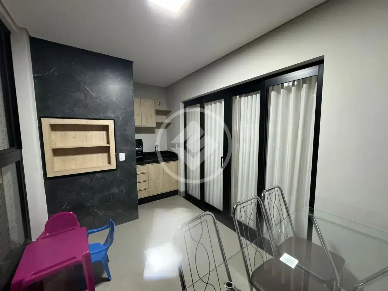 Apartamento Treviso Residencial em Lucas do Rio Verde com 3 Quartos sendo 1 Suíte codigo: 