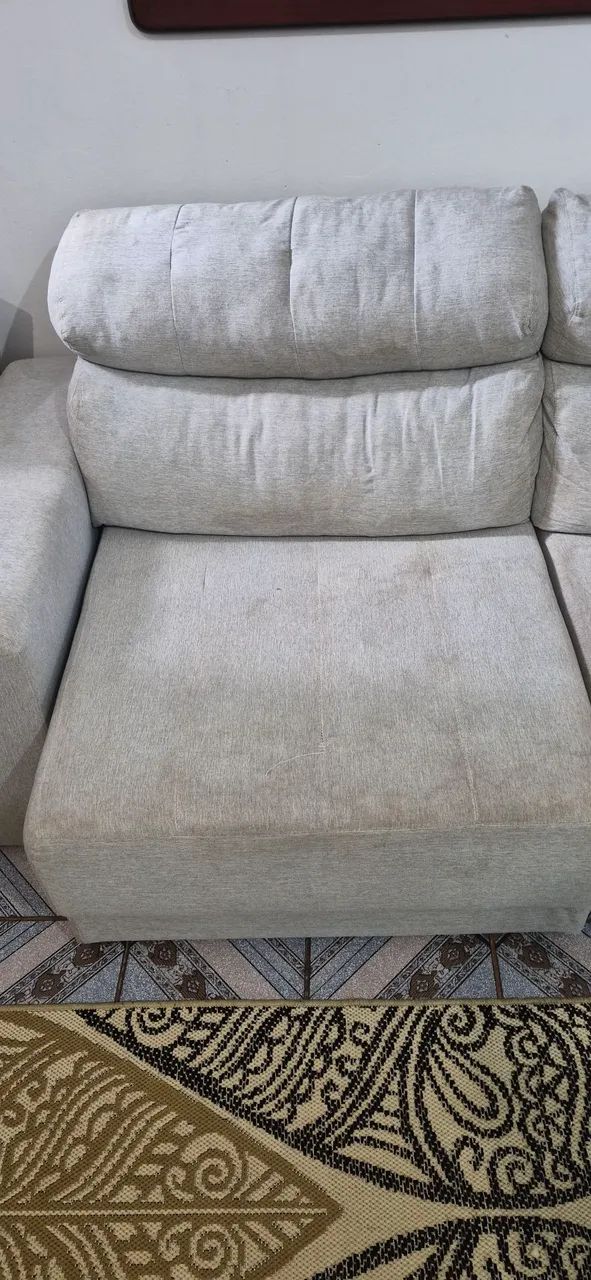 Vendo sofá retrátil seminovo. Reformado e higienizado.  - Foto 4