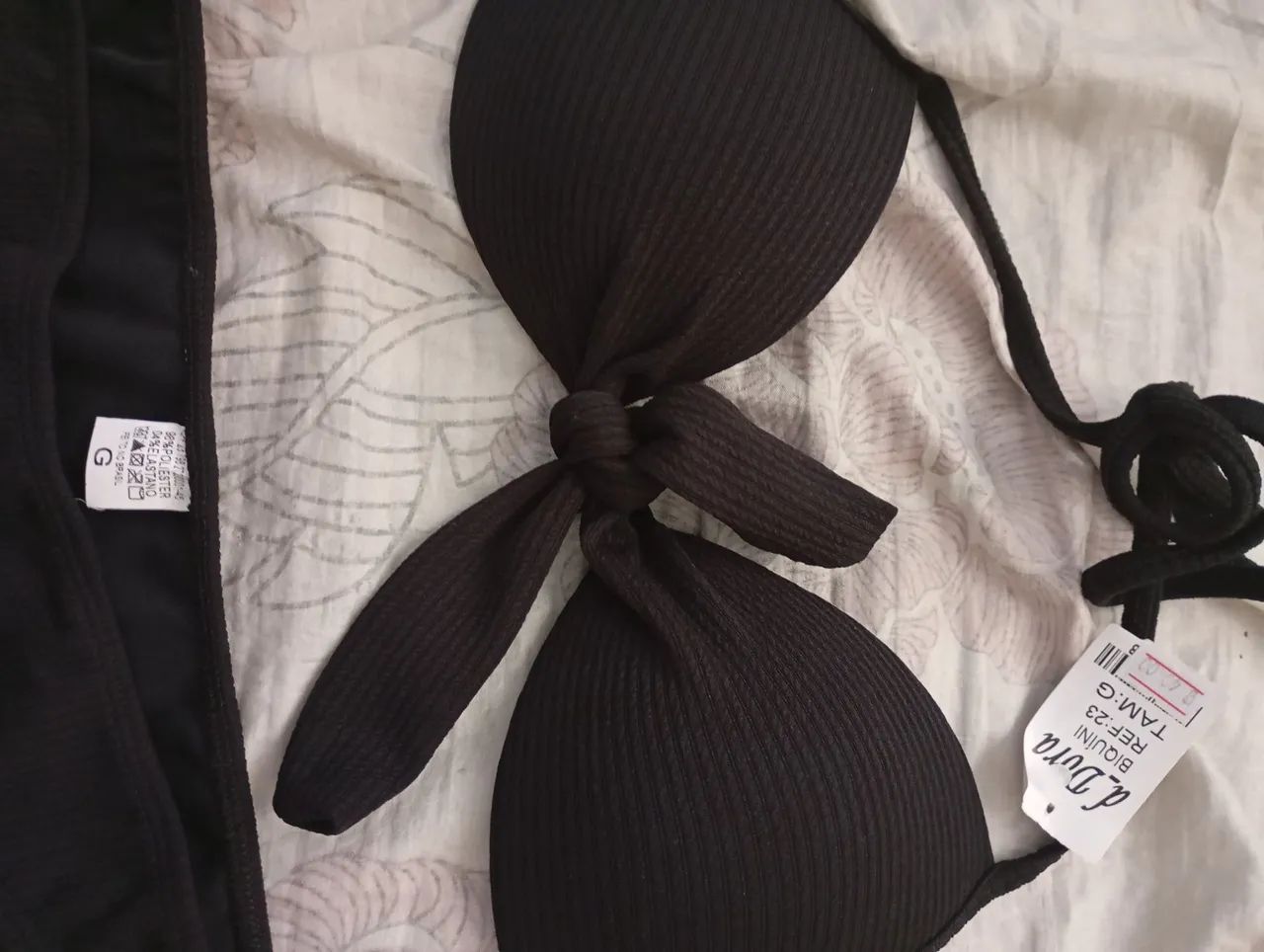 Biquíni preto  - Foto 5
