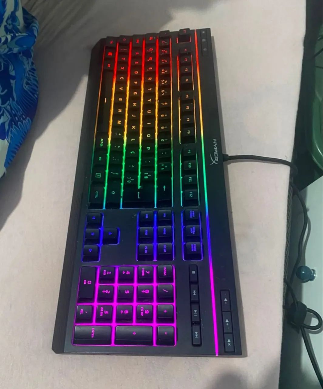 ? Teclado Mecânico HyperX RGB - Excelente Estado - Foto 2