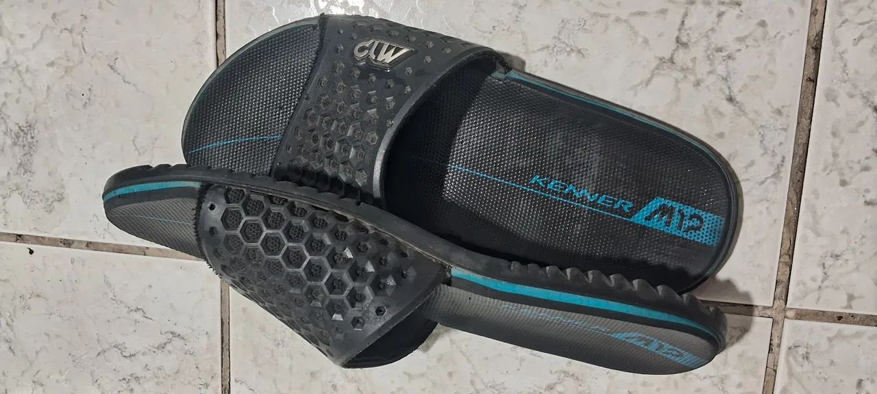 Chinelo original kenner tamanho 43 