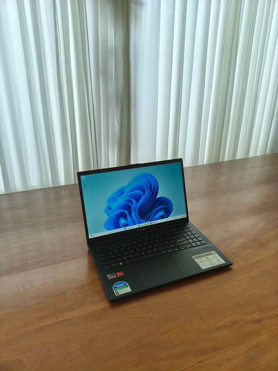 Notebook Asus Vivobook 15 Ryzen 5 7520U 8Gb Ddr5 256Gb Ssd