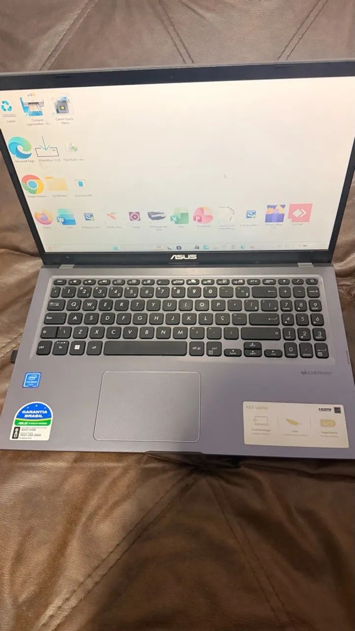 Notebook ASUS em estado de novo