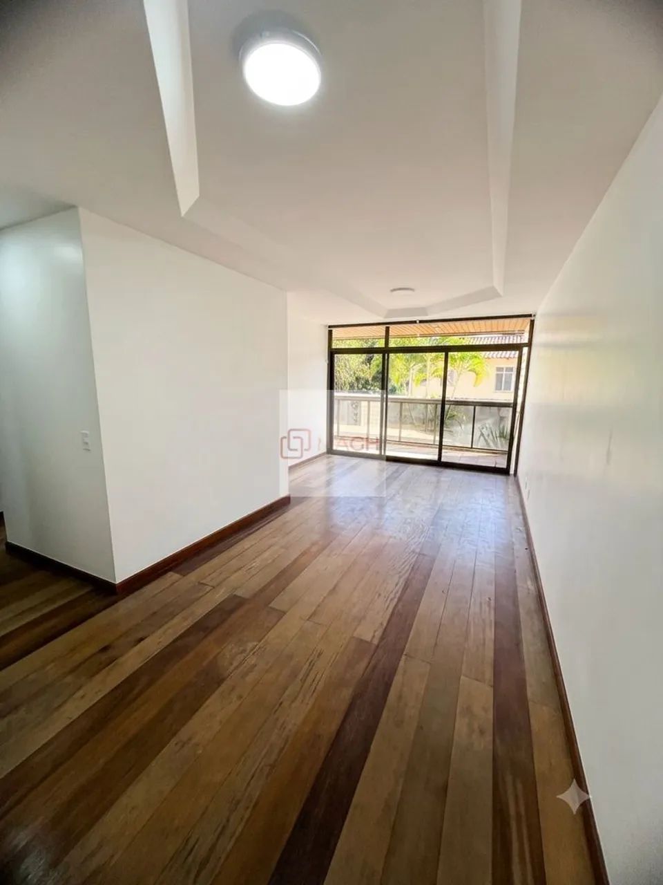 Apartamento com 3 Quartos (1 Suíte), 2 Vagas - Foto 2