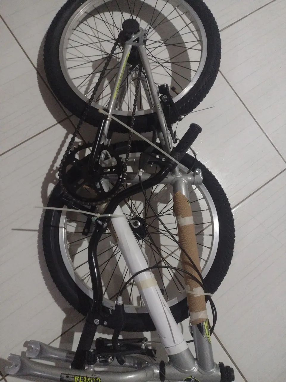 Vendo.bicicleta aro 20 nova - Foto 2