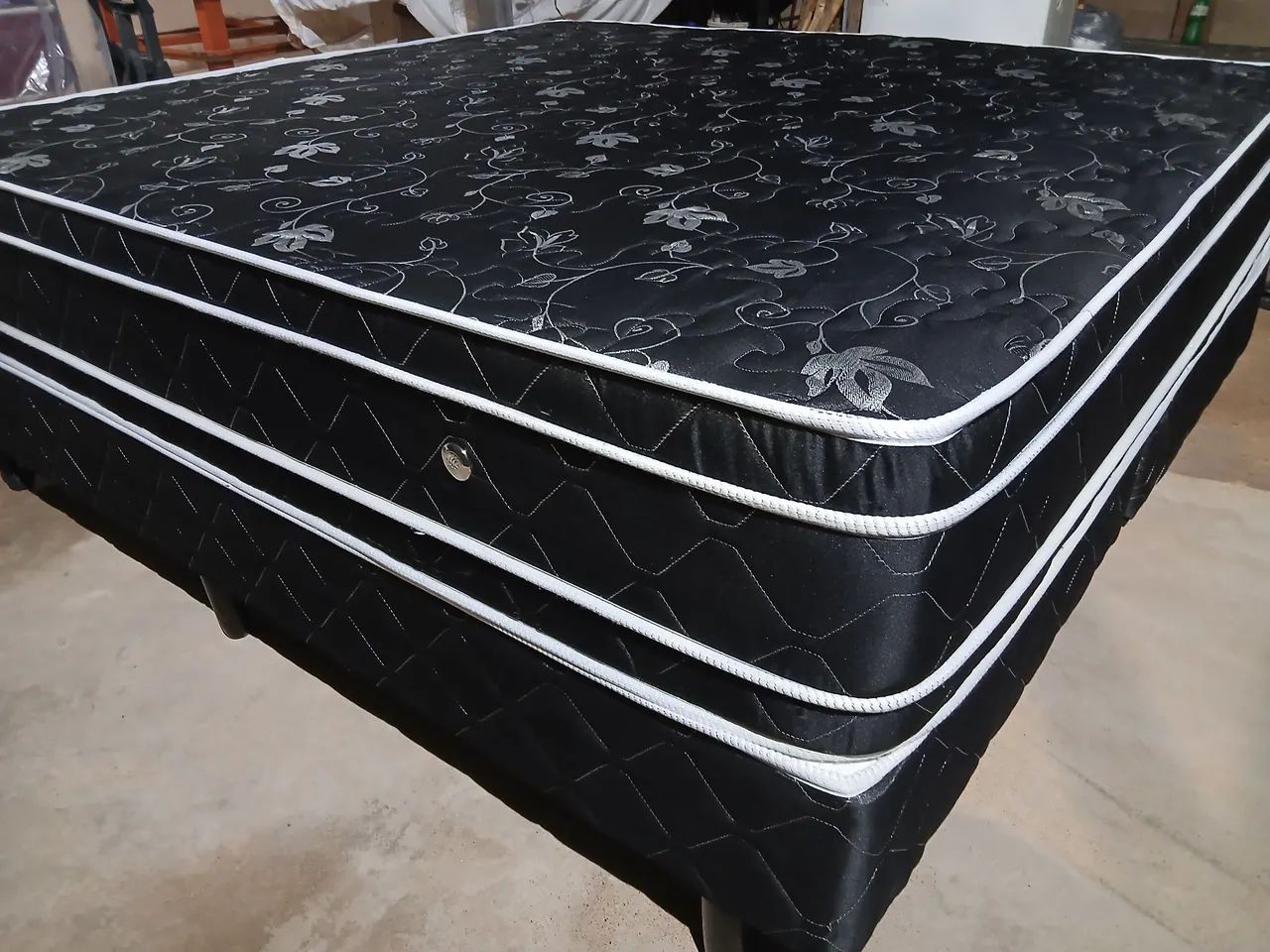 Cama box super King 