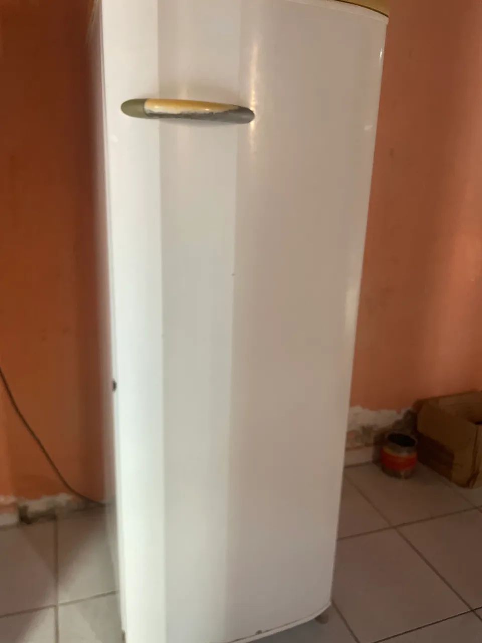Vende-se sofá com geladeira  - Foto 2