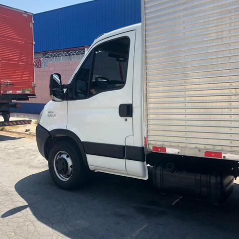 Iveco 35s14 Ano 2011 "Particular" - Foto 2