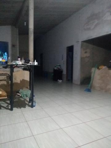 Vendo um sítio com uma casa