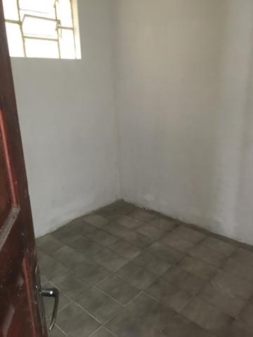 Aluga-se uma casa (cidade baixa) - Foto 4